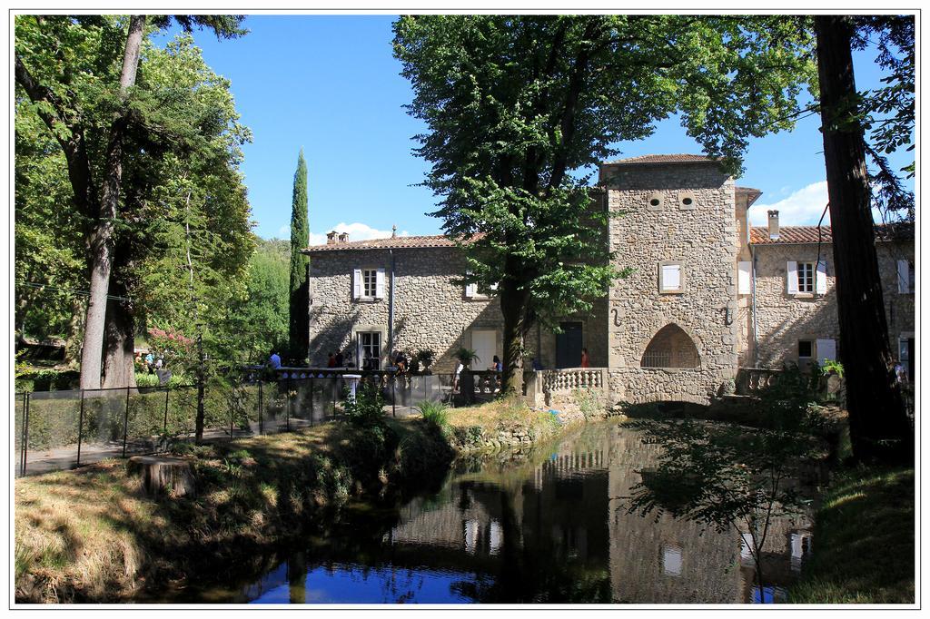 Domaine De Saint Charles Hotel Les Plans Kültér fotó